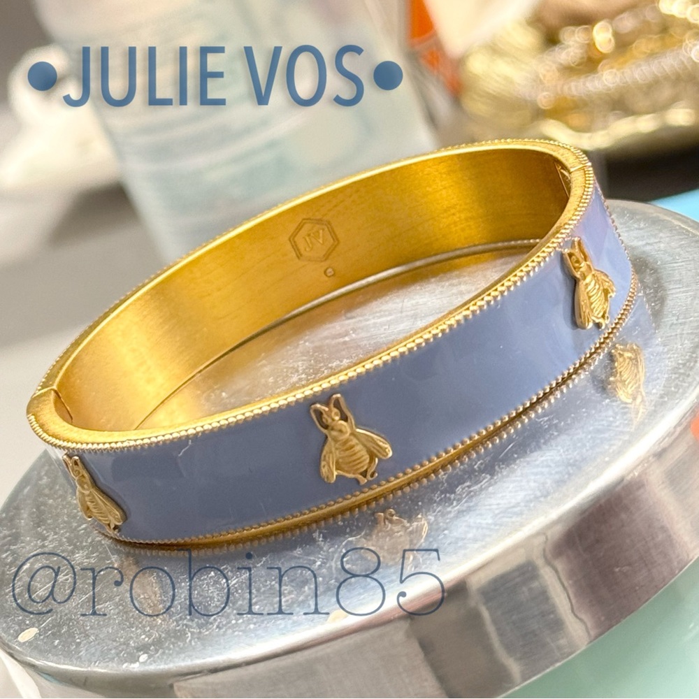 JULIE VOS 🐝 Bee Collection Enamel Stacking Bracelet 🐝 Chalcedony Blue 🫐